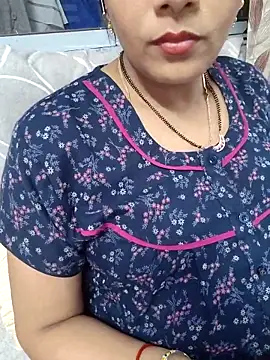 Snapshot of samitasharma chatting on March 21, 3:35 pm samitasharma online show from March 21, 3:35 pm