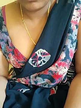 Snapshot of samitasharma chatting on June 9, 7:53 am samitasharma online show from June 9, 7:53 am