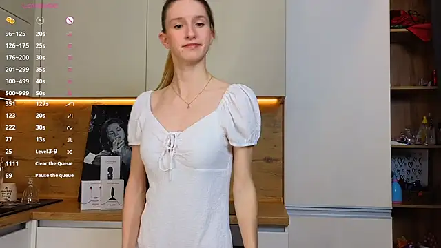 Fellissa online show from December 9, 7:07 pm
