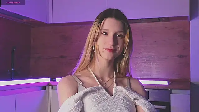 Fellissa online show from December 16, 4:05 pm
