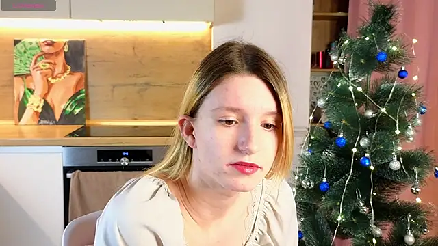 Fellissa online show from December 26, 4:04 pm