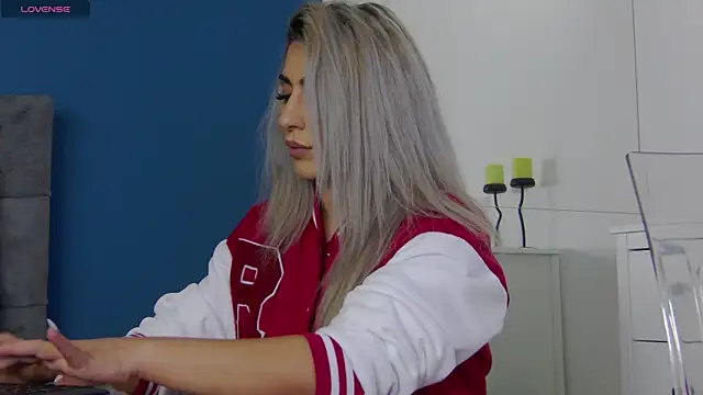 CelineMeyerr online show from October 10, 5:17 am