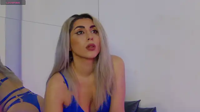 Snapshot of CelineMeyerr chatting on March 19, 6:06 am CelineMeyerr online show from March 19, 6:06 am