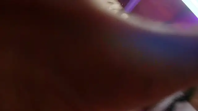  sara london online show from February 9, 11:58 am