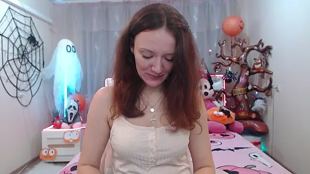 Snapshot of BarbaraStily chatting on October 21, 6:58 am BarbaraStily online show from October 21, 6:58 am