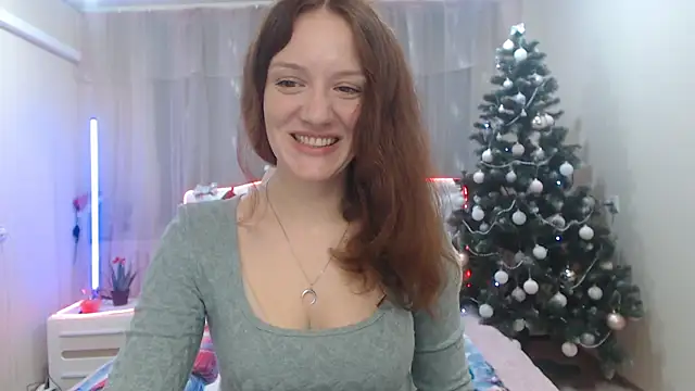 Snapshot of BarbaraStily chatting on December 5, 7:28 am BarbaraStily online show from December 5, 7:28 am