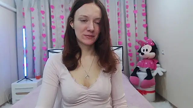 BarbaraStily online show from February 12, 7:58 am