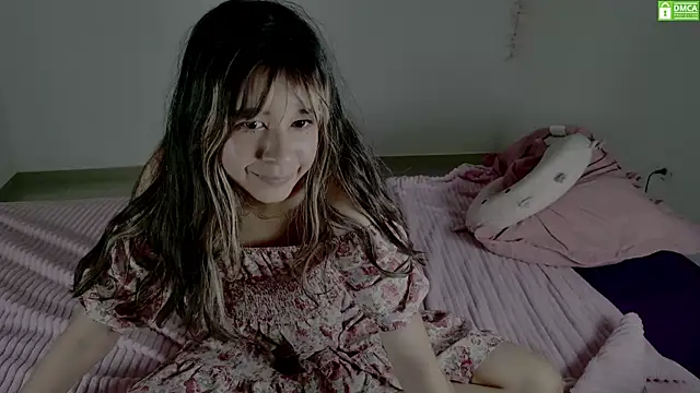 Snapshot of fairybel chatting on March 9, 6:50 am fairybel online show from March 9, 6:50 am