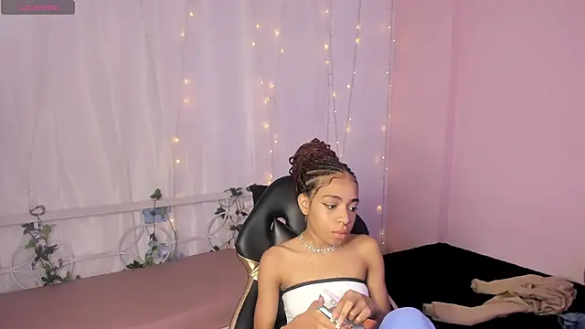 Snapshot of Abigail_Wilson_ chatting on January 11, 8:54 pm Abigail Wilson online show from January 11, 8:54 pm