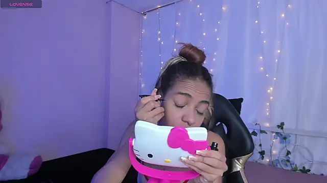 Snapshot of Abigail_Wilson_ chatting on February 2, 12:57 pm Abigail Wilson online show from February 2, 12:57 pm