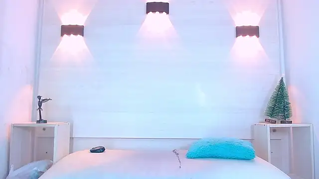 Snapshot of Molly_Spears chatting on January 19, 4:12 am Molly Spears online show from January 19, 4:12 am