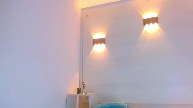 Snapshot of Molly_Spears chatting on February 14, 2:12 pm Molly Spears online show from February 14, 2:12 pm