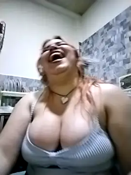 Snapshot of sweet_Melody_xx chatting on January 26, 10:45 am sweet Melody xx online show from January 26, 10:45 am