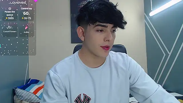 nolan twink1 online show from February 12, 5:37 pm