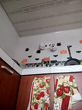 Snapshot of LaurenWelly_ chatting on October 30, 9:48 pm LaurenWelly online show from October 30, 9:48 pm