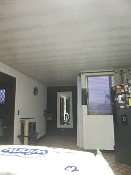 Snapshot of LaurenWelly_ chatting on November 12, 10:37 am LaurenWelly online show from November 12, 10:37 am