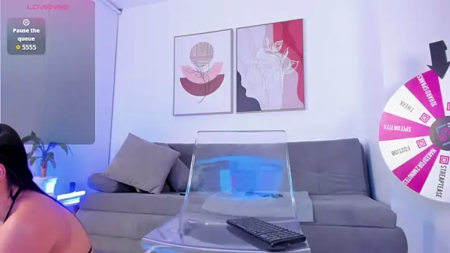 sofiiajones online show from November 12, 3:07 am