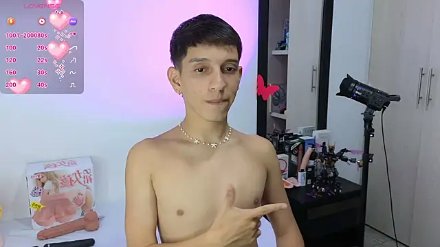 milky  boy  online show from December 14, 4:23 am