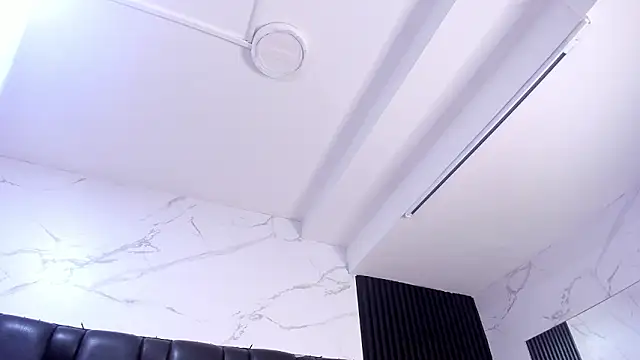 AuroraBon online show from February 22, 5:30 am