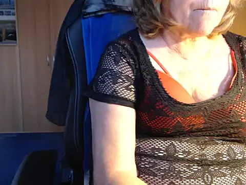 Snapshot of _sunshine__ chatting on March 3, 5:08 pm sunshine online show from March 3, 5:08 pm