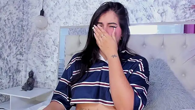 Snapshot of Megan_rossee chatting on October 16, 11:22 am Megan rossee online show from October 16, 11:22 am