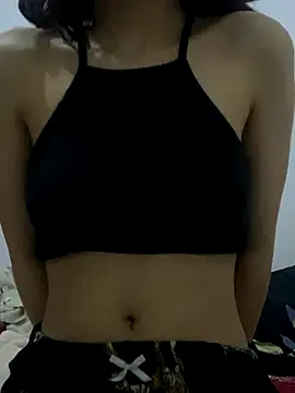 Snapshot of Farawla1237 chatting on December 18, 1:06 pm Farawla1237 online show from December 18, 1:06 pm