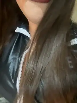 Elinatiranda online show from July 25, 3:59 am