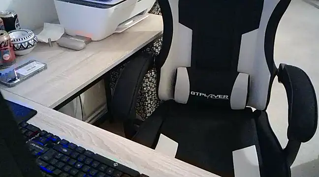 zebymasry online show from December 6, 10:52 pm