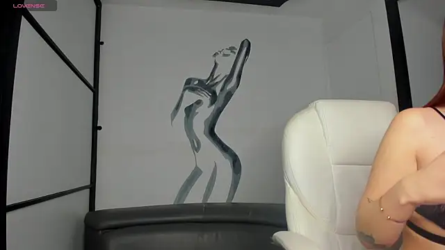 Snapshot of TinaJonnes_ chatting on January 26, 1:15 pm TinaJonnes online show from January 26, 1:15 pm