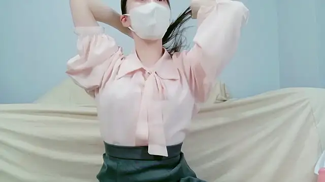 ai chan online show from April 2, 12:25 pm