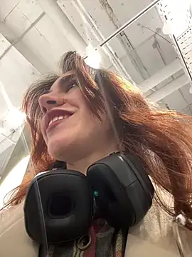 Lily  Belle online show from February 15, 1:16 pm