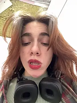 Lily  Belle online show from March 3, 2:04 pm