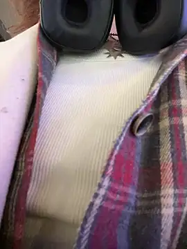 Lily  Belle online show from March 21, 4:18 pm