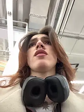 Lily  Belle online show from March 22, 1:08 pm