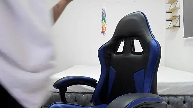 Samanthagax online show from December 15, 11:47 am