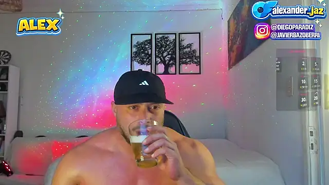 Snapshot of AlexJaz11 chatting on April 25, 2:25 pm AlexJaz11 online show from April 25, 2:25 pm