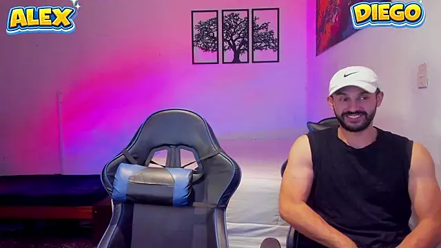 Snapshot of AlexJaz11 chatting on June 10, 9:08 am AlexJaz11 online show from June 10, 9:08 am