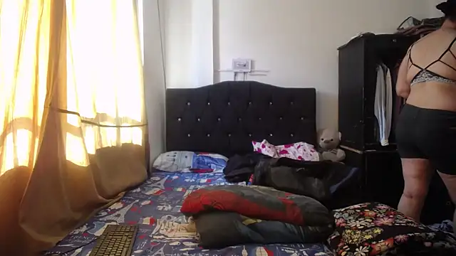 merryymaturee  online show from September 22, 1:02 pm