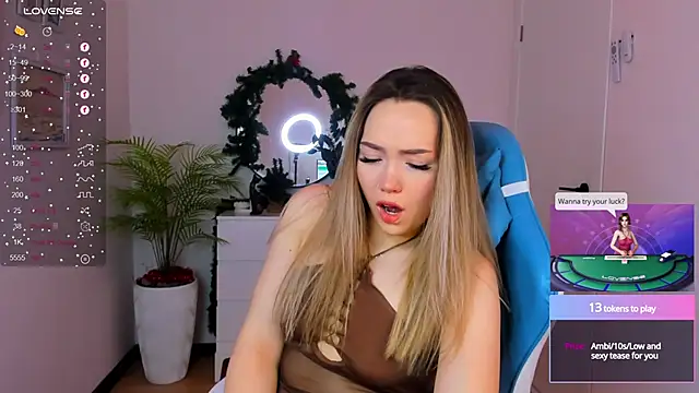 Evia r0se online show from December 29, 5:21 am