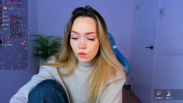 Evia r0se online show from January 7, 8:13 am