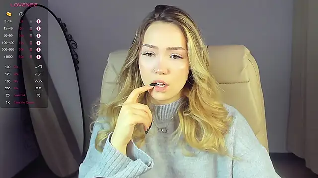 Evia r0se online show from January 18, 8:20 am