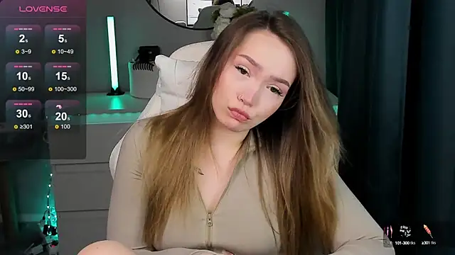 Evia r0se online show from September 18, 6:10 pm