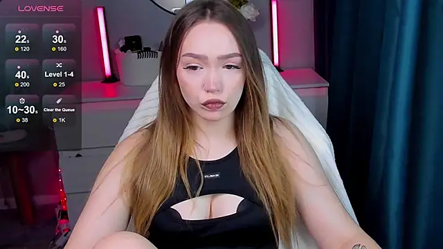 Evia r0se online show from October 3, 12:13 pm