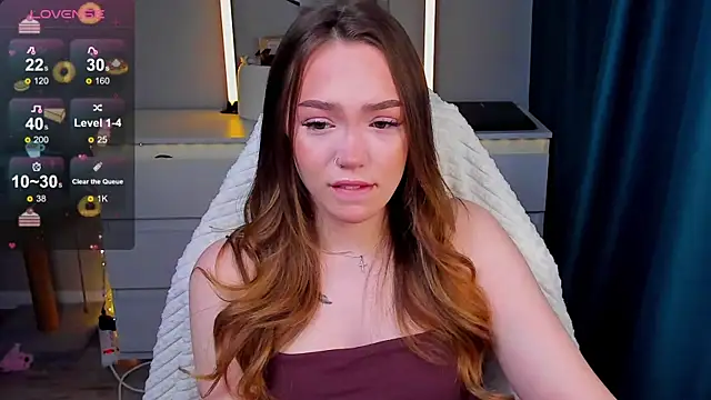 Snapshot of Evia_r0se chatting on March 9, 8:07 am Evia r0se online show from March 9, 8:07 am