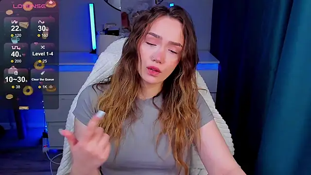 Snapshot of Evia_r0se chatting on March 12, 12:55 pm Evia r0se online show from March 12, 12:55 pm