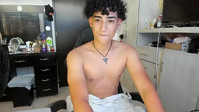jake willianss online show from June 20, 9:28 pm