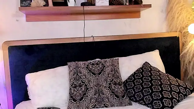 amy nicolee online show from January 28, 1:50 am