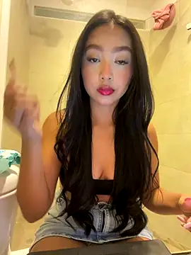 SOPHIACANDY19  online show from September 21, 8:21 pm