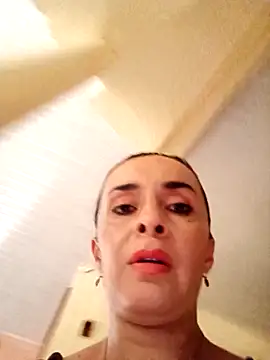 Samantha Sullivan  online show from September 25, 4:11 pm