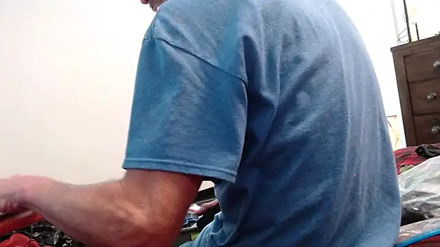 overaveragefreak4you online show from March 7, 9:27 pm